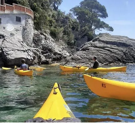 View & Hiking In Italian Riviera Генуя
