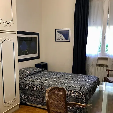View & Hiking In Italian Riviera Apartment Genoa