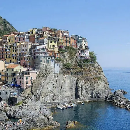 View & Hiking In Italian Riviera Apartment Genoa